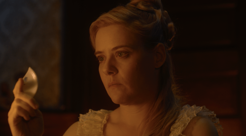 Exclusive Séance Trailer Previews Period Horror Movie Starring Scrap's Vivian Kerr