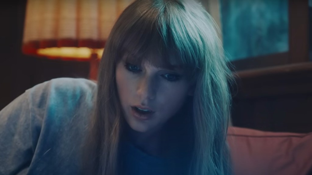 Fan Reaction to Taylor Swift ‘Burn’ Explained