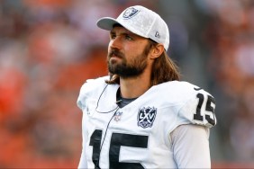 Raiders QB Gardner Minshew Suffers Shoulder Injury vs Broncos