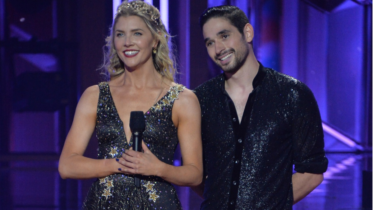 Dancing with the Stars: Amanda Kloots Calls Partner Alan Bersten ‘Very Mean’