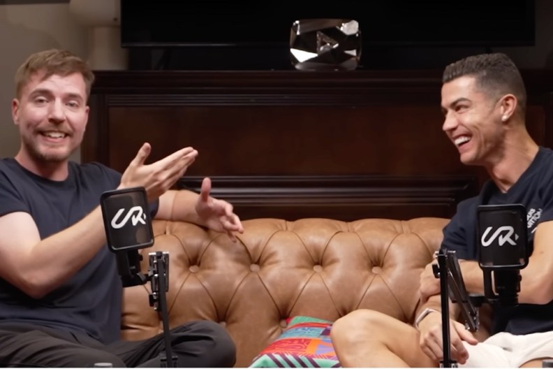 Fans Think Cristiano Ronaldo & MrBeast Failed to 'Break the Internet'