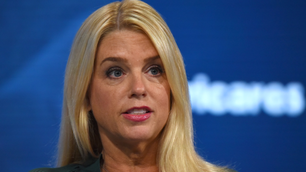 Who Is Pam Bondi Dating? Relationship History Explained