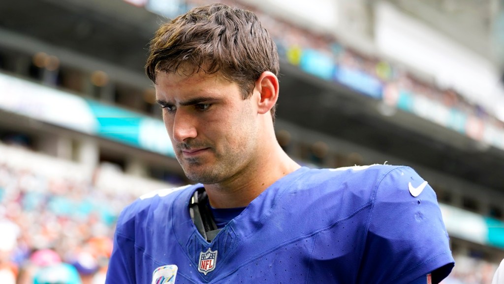 Daniel Jones Benched Tommy DeVito Giants QB Replacement Injury Drew Lock Contract