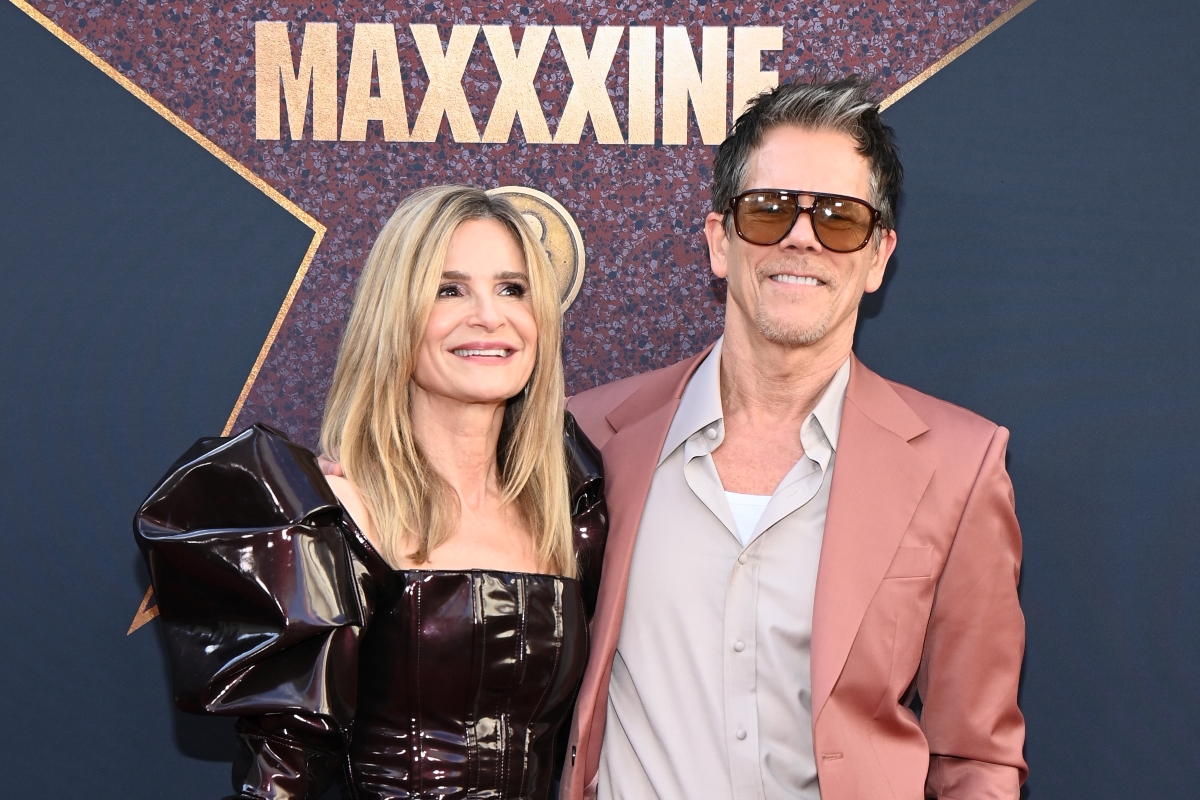 Kevin Bacon & Kyra Sedgwick to Direct Horror Movie With Travis & Sosie Bacon