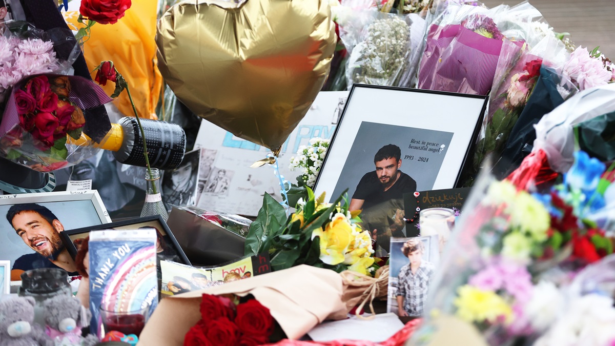 Who Attended Liam Payne’s Funeral? One Direction, Simon Cowell & More