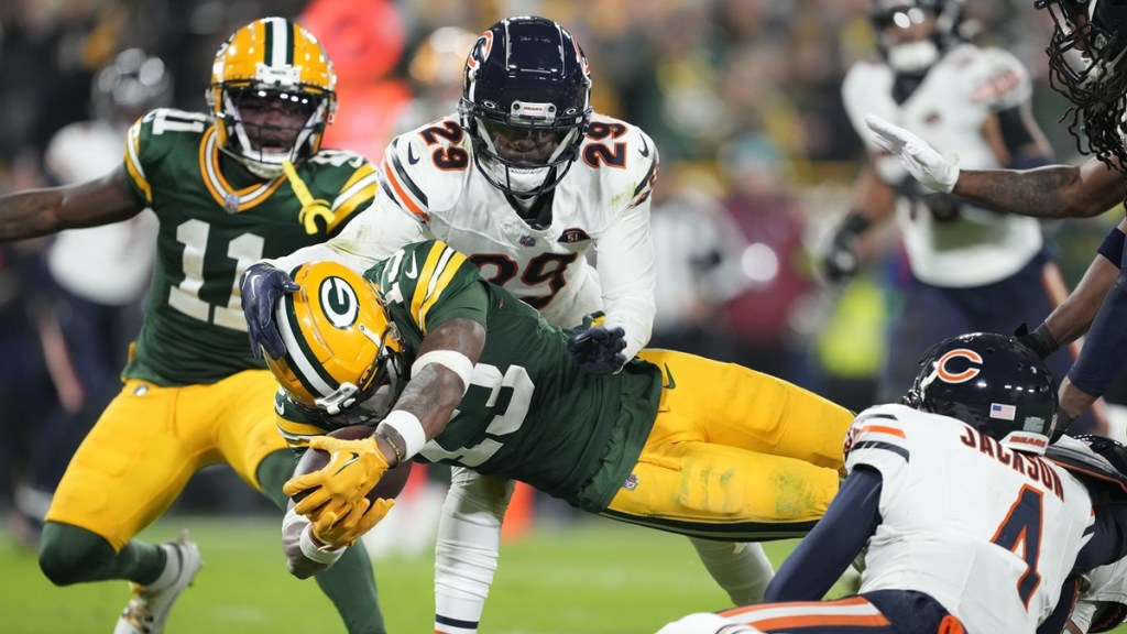 Watch NFL Chicago Bears vs Green Bay Packers Today Free: Time, Stream & Channel