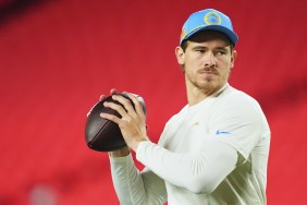 Chargers QB Justin Herbet Suffers Left Leg Injury vs. Chiefs