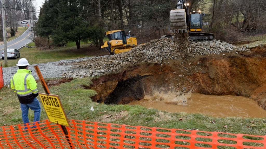 Elizabeth Pollard sinkhole missing