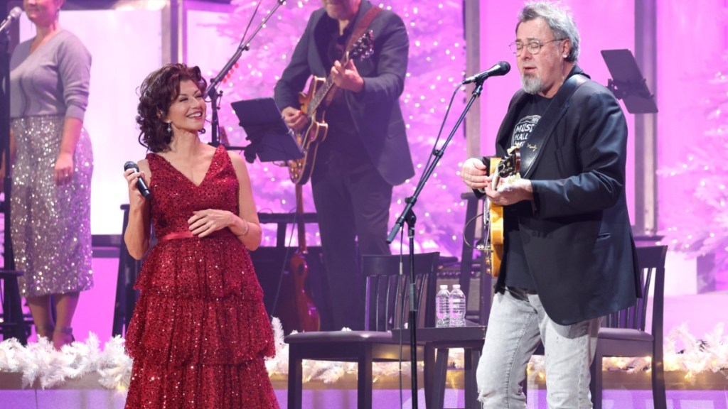 Who Is Amy Grant's Husband? Vince Gill's Children & Relationship History