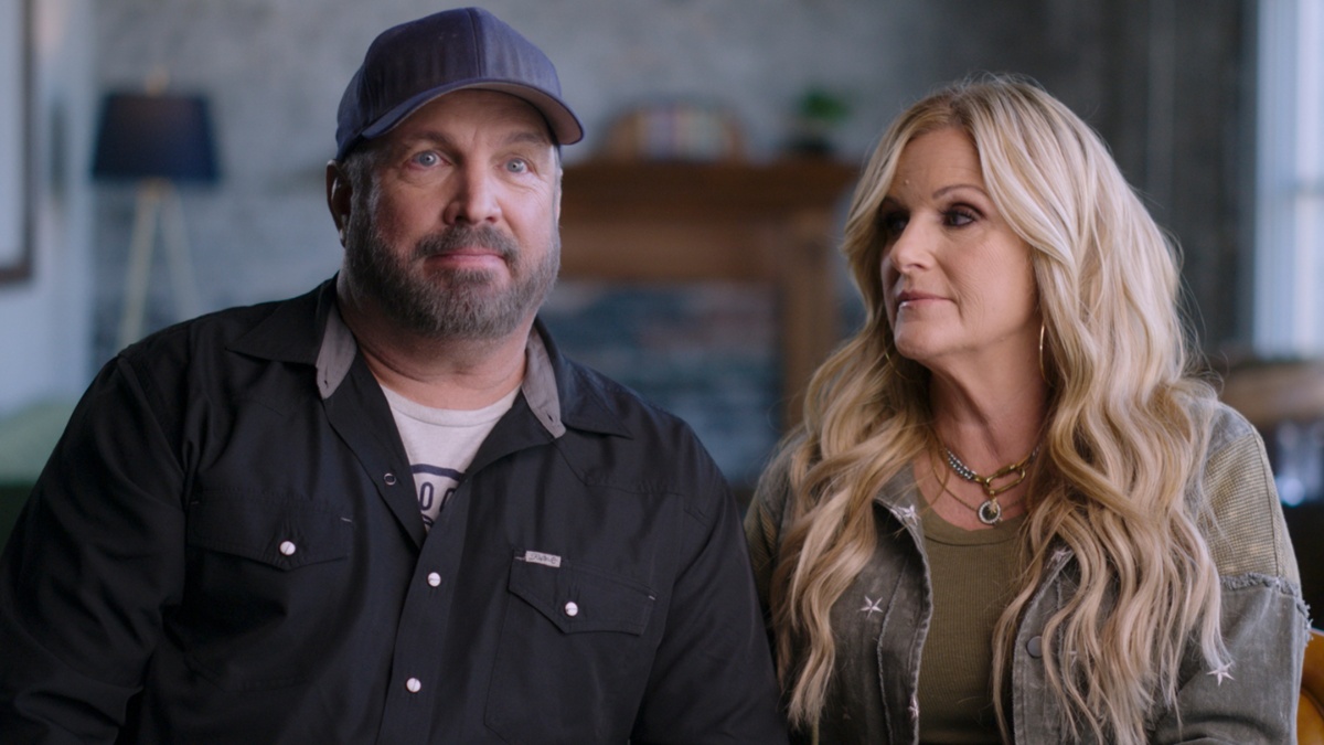 Who Is Trisha Yearwood’s Husband? Garth Brooks’ Job & Relationship History