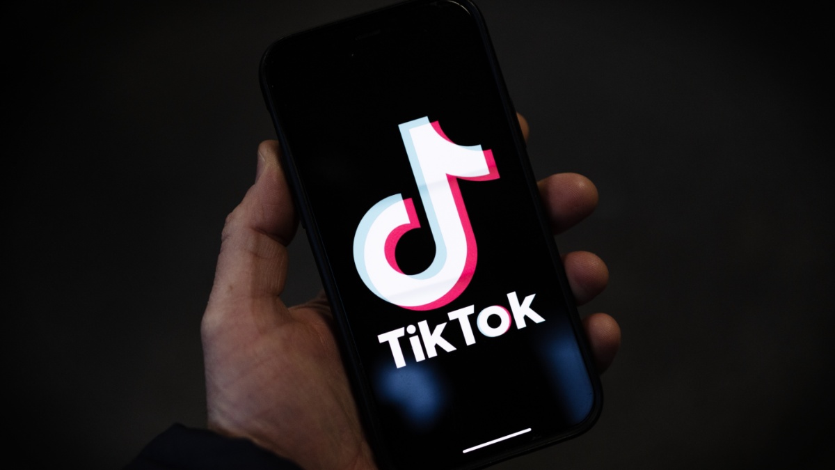 What Is the ‘Sofia Dance’ Trend on TikTok? Explained