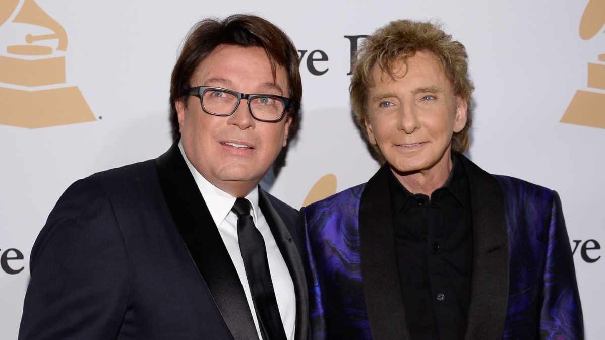 Who Is Barry Manilow's Husband? Garry Kief's Job & Relationship History