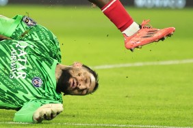 PSG’s Gianluigi Donnarumma Suffers Facial Injury vs. Monaco