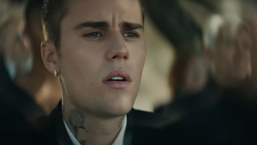 Fans Think Justin Bieber Is Making New Music & Touring in 2025