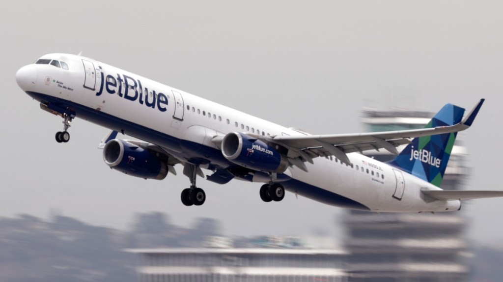 Bodies Found in JetBlue Plane Landing Gear at Fort Lauderdale