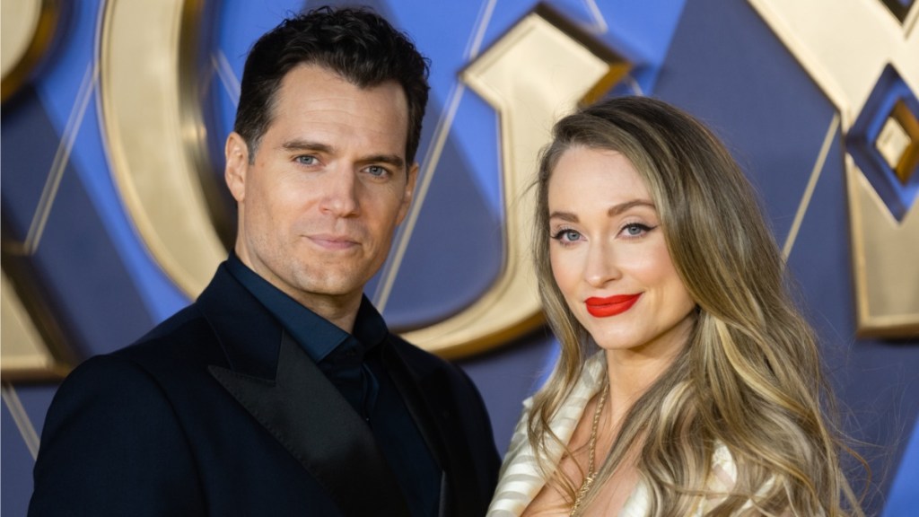 Henry Cavill Welcomes First Child With Girlfriend Natalie Viscuso