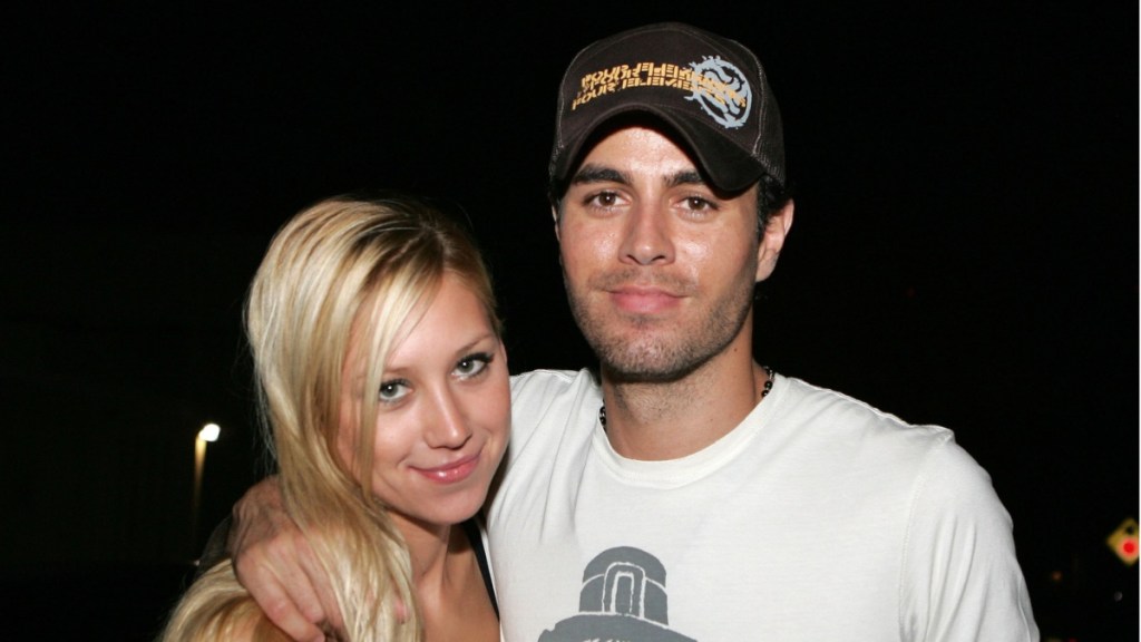 Who Is Enrique Iglesias' Girlfriend? Anna Kournikova's Kids & Relationship History