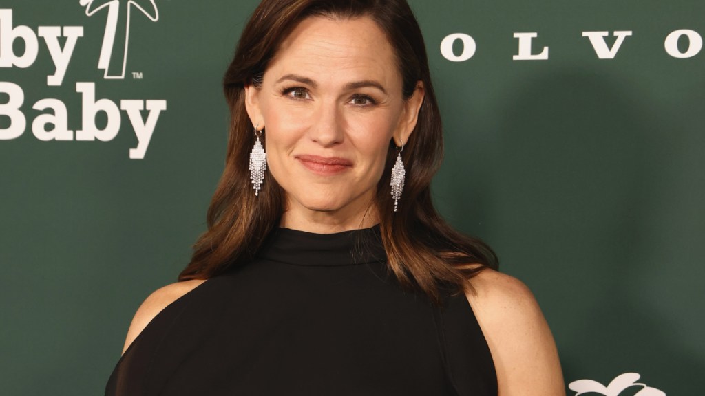 Jennifer Garner Drama Show The Five-Star Weekend Ordered by Peacock