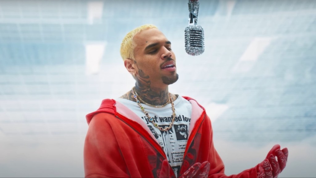 Fans React to Chris Brown Winning Grammy Amid Legal Issues