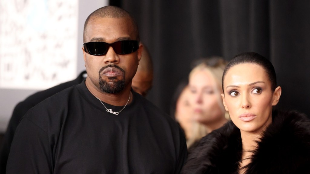 No, Kanye West & Bianca Censori Weren't Kicked Out of 2025 Grammy Awards