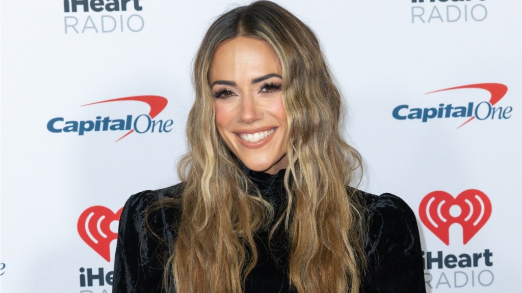 Jana Kramer Shares Her Breast Implant Regret