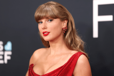 Swifties Want Taylor Swift on Travis & Jason Kelce's Podcast