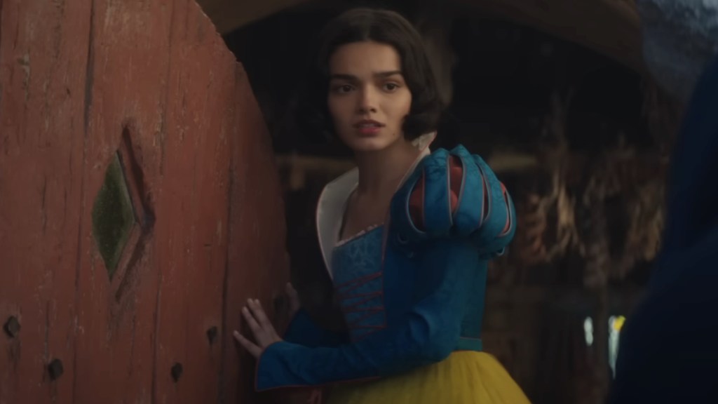 Snow White Box Office Tracking Puts It Behind The Little Mermaid Remake’s Opening Weekend