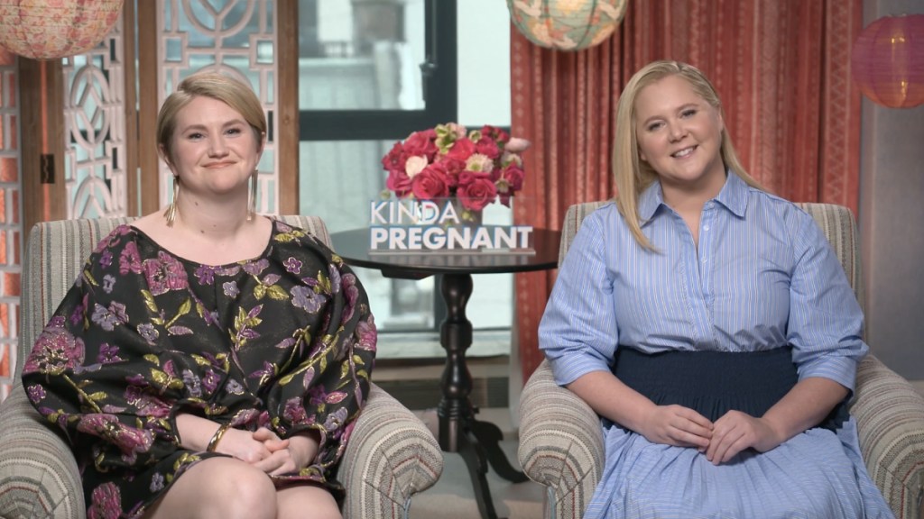 Kinda Pregnant Interview: Amy Schumer & Jillian Bell Discuss Netflix Movie, Doing Physical Comedy