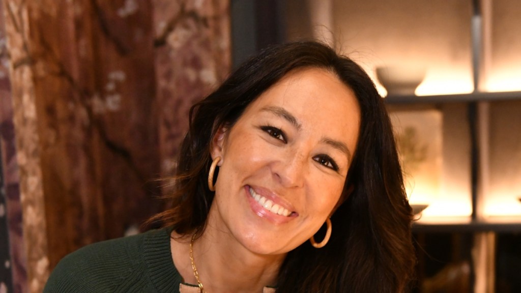 Joanna Gaines Net Worth 2025: How Much Money Does She Make?