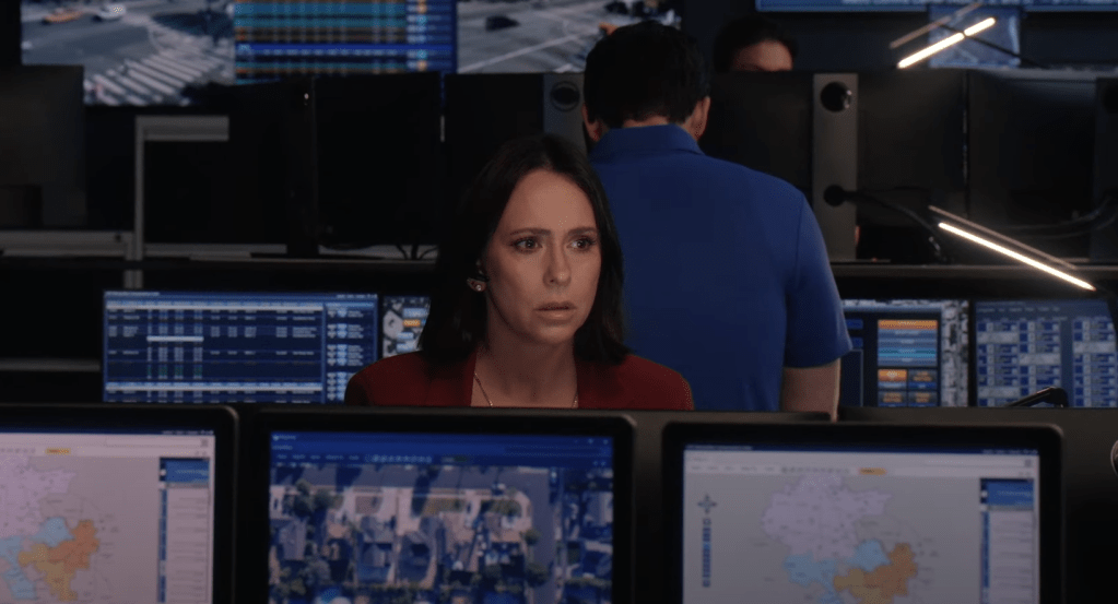 Jennifer Love Hewitt Is Kidnapped by a Serial Killer in 9-1-1 Mid-Season 8 Trailer