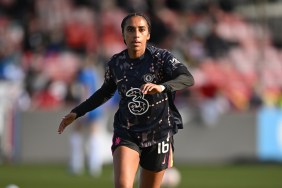 USWNT Star Naomi Girma Suffers Injury in Chelsea Debut