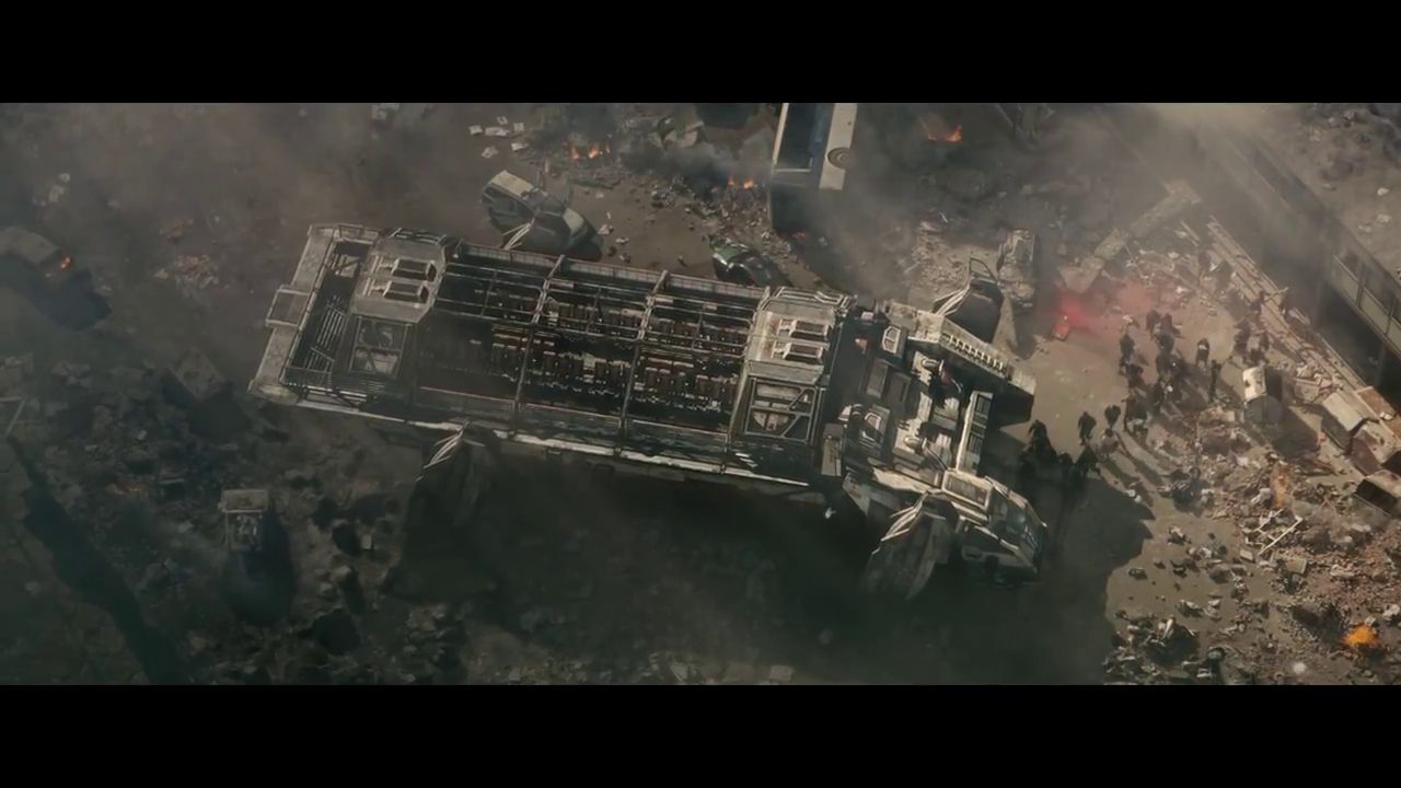 70 Screenshots from the Third Avengers: Age of Ultron Trailer