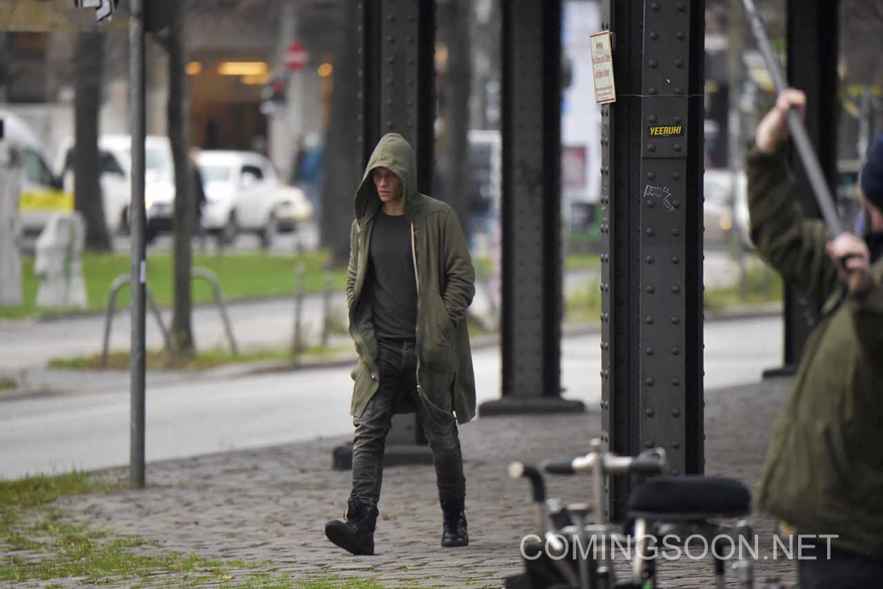 Bourne 5 Set Photos Feature Matt Damon Spying It Up In Germany