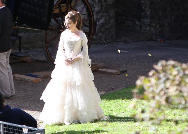 Into the Woods Set Photos Reveal Cinderella and Prince Charming