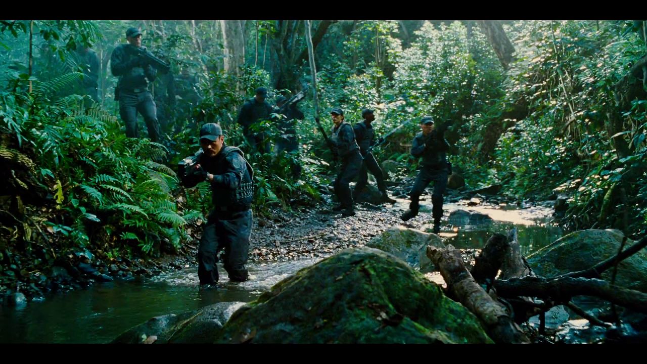 50 Screenshots From The New Jurassic World Trailer