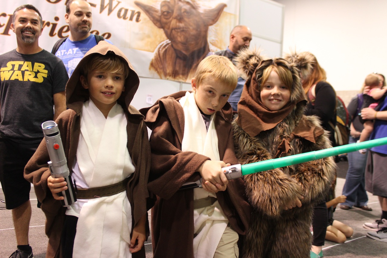 The Force is Strong with Our Second Round of Star Wars Cosplay Photos!