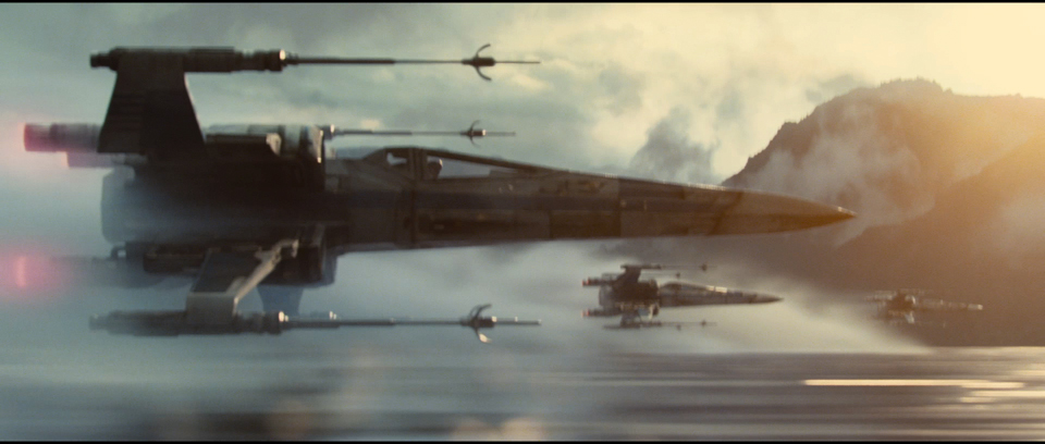 Screenshots from the Star Wars: The Force Awakens Trailer